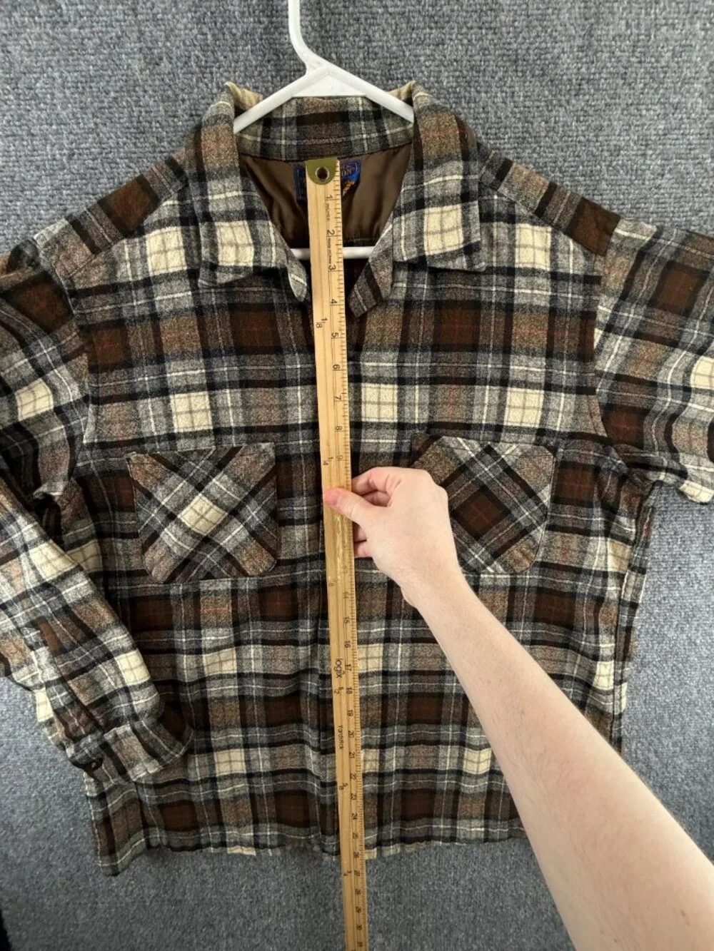 VTG Pendleton Virgin Wool Button Up Shirt Large Plaid Brown 60s 70s Soft Adult